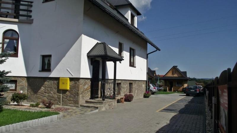 Gazdowka U Janusza Apartment Polanczyk Exterior photo